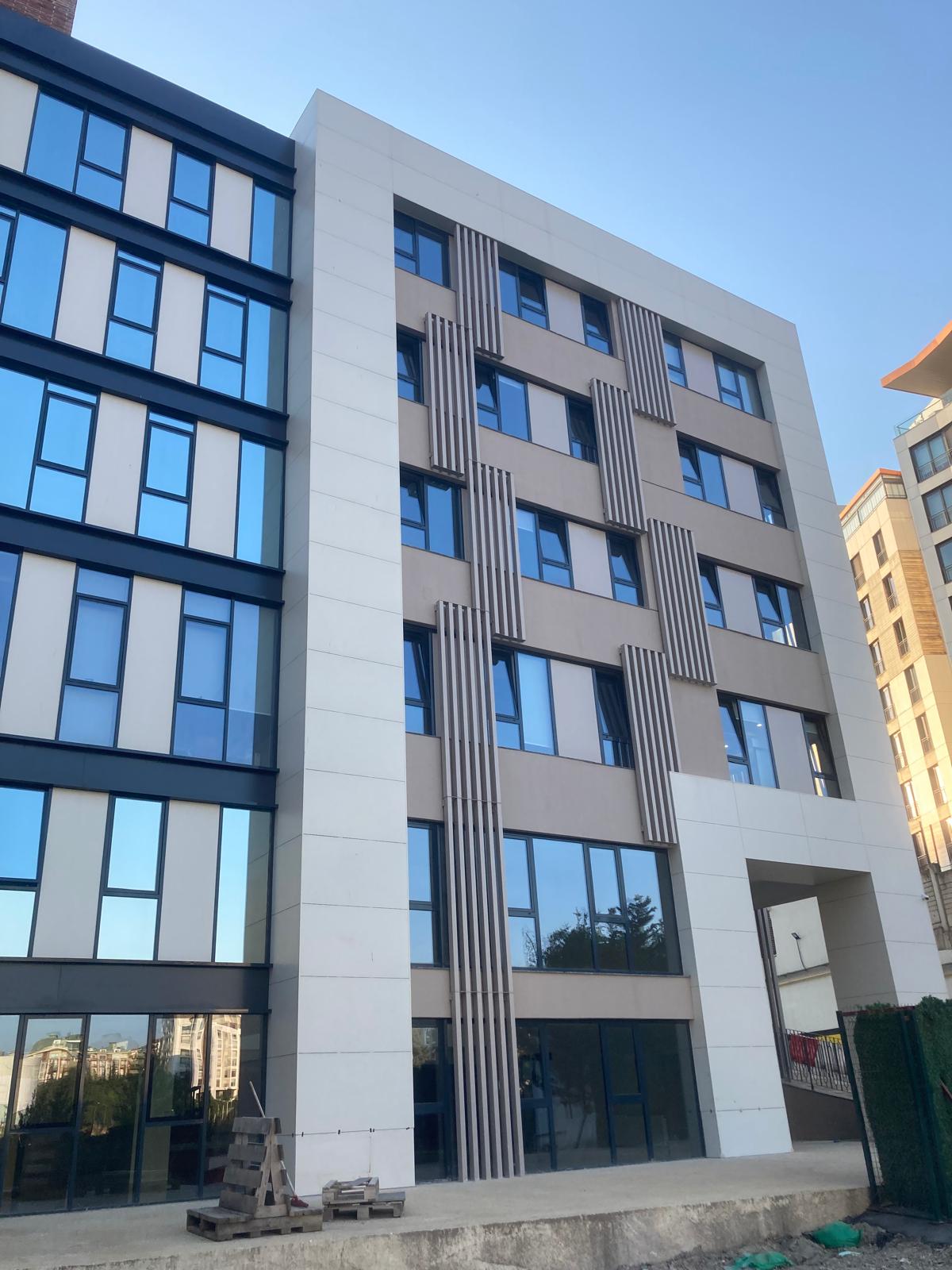 Acıbadem Okulları - Güneş Koruma